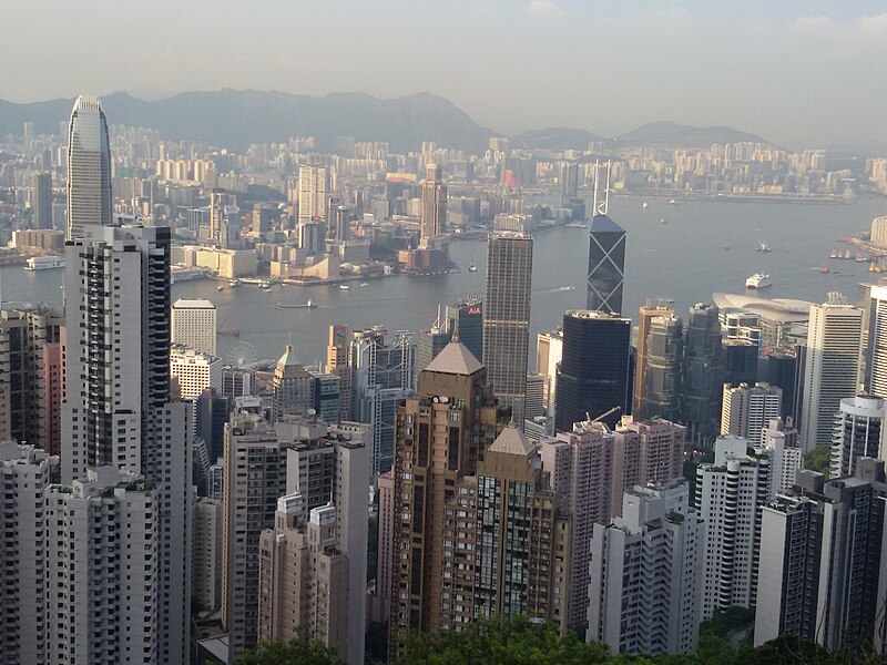 Skyline_over_the_Hong_Kong